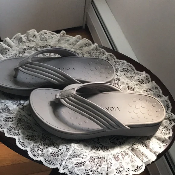 Vionic Thong Sandals Arch Support Comfort Quality - Picture 6 of 6